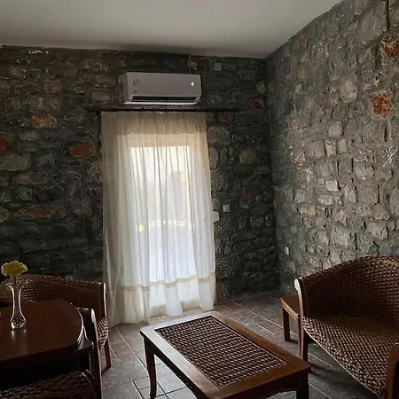 Σπίτι διακοπών Potis Stone House Akia